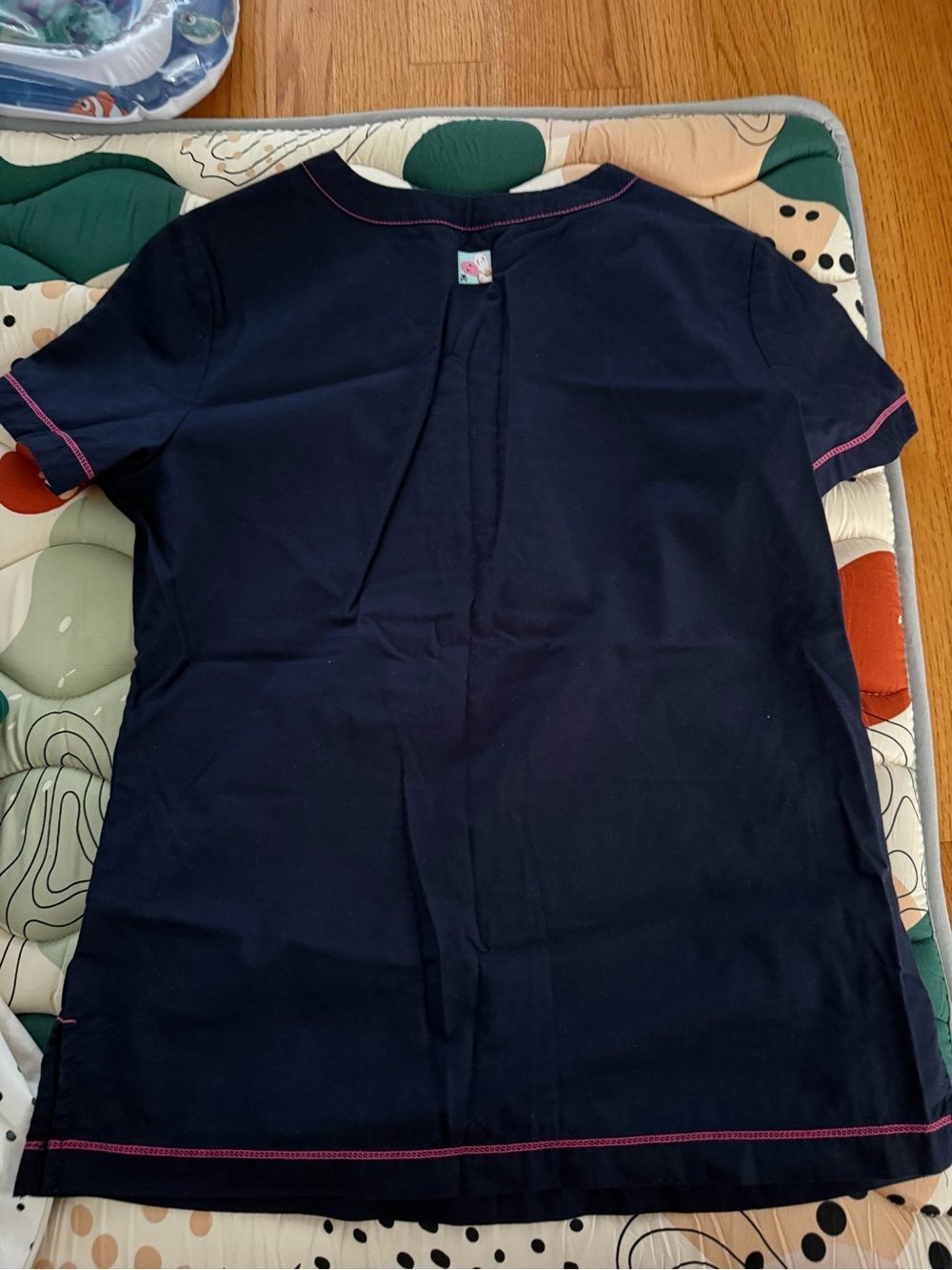 Tokidoki by Koi Navy scrub top xs extra small - Picture 5 of 5